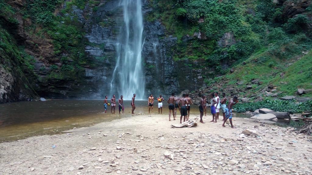 Wli Waterfalls Inn Wli Afegame Buitenkant foto